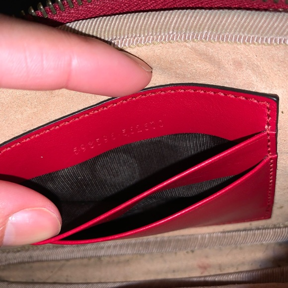 Red Gucci purse. AUTHENTIC. - Picture 2 of 5